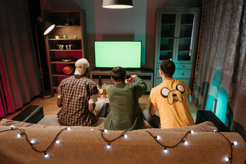 One Screen, Two Controllers, Zero Mercy: The Rise, Fall, and Glorious Comeback of Split-Screen Gaming
